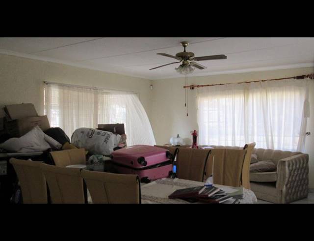 FARM FOR SALE IN ELANDSVLEI